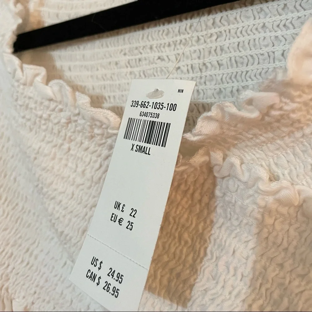 NWT Hollister Smocked Wrap Off-The-Shoulder Crop Top White XS - Picture 5 of 7